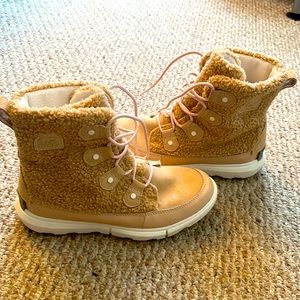 Sorrel Bootie- size 8.5